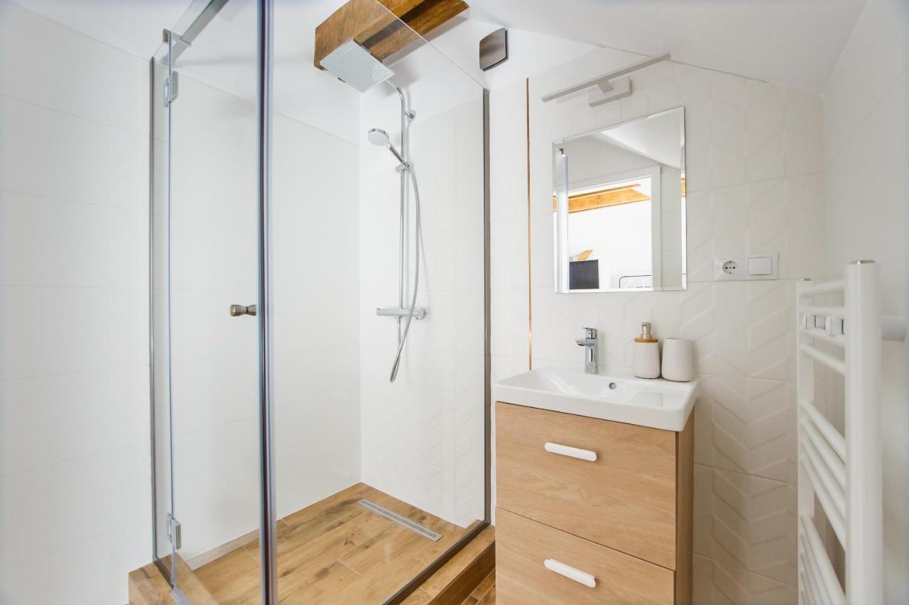 Rya Residence Орадеа Екстериор снимка