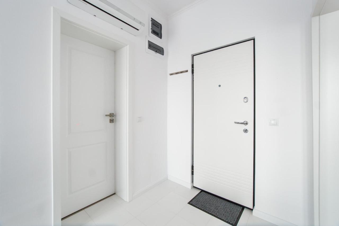 Rya Residence Орадеа Екстериор снимка